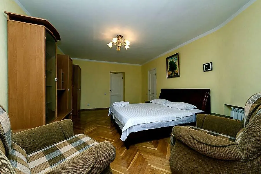 Apartment Квартира Поруч З Метро Палац Спорту Kyiv