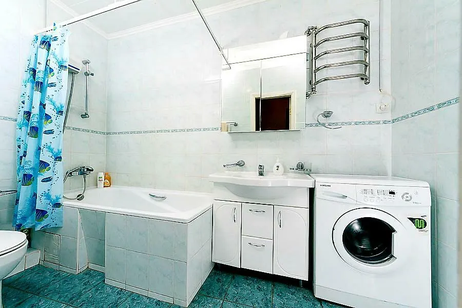 Apartment Квартира Поруч З Метро Палац Спорту Kyiv