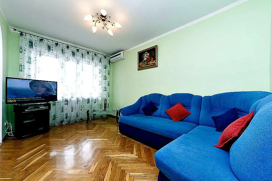 Квартира Поруч З Метро Палац Спорту Kyiv 0*,