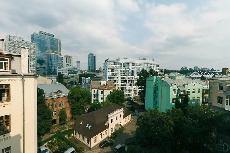 Квартира Поруч З Метро Палац Спорту Kyiv 0*,  Ukraine